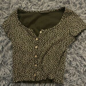 brandy melville floral zelly top